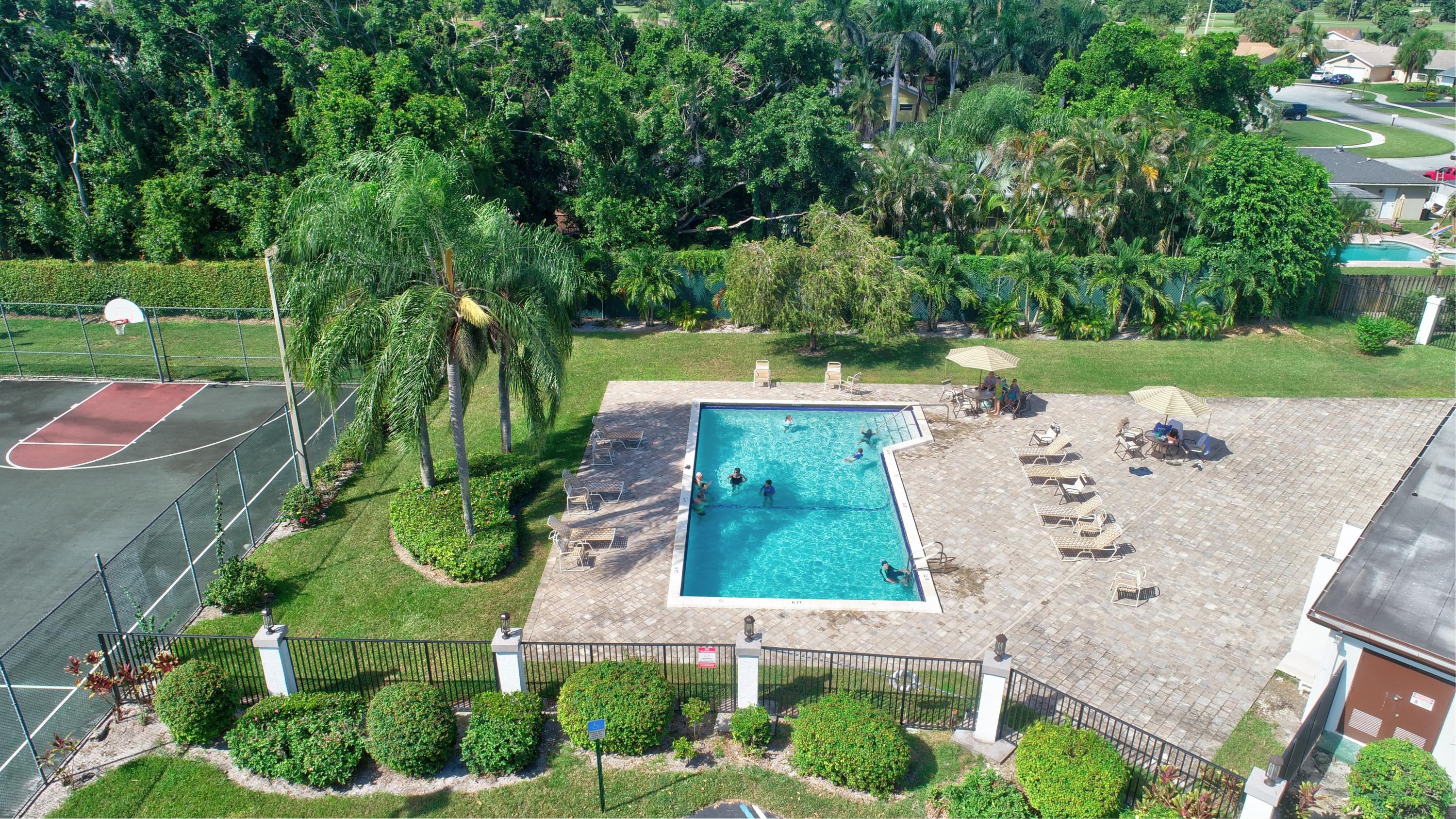 9233 Neptunes Basin Court Boca Raton, FL 33434 - Photo 27 of 31 BOCA FONTANA 2ND POOL