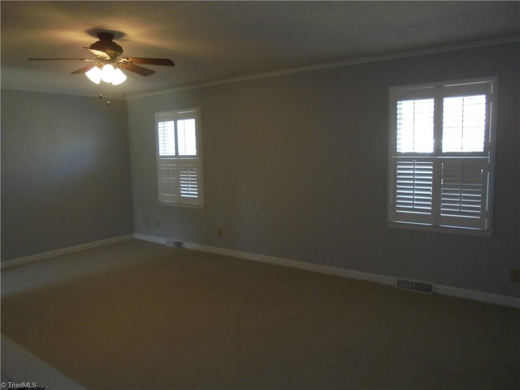 723 Guilford Road Jamestown, NC 27282 - Photo 15 of 30 Gallery Image 15