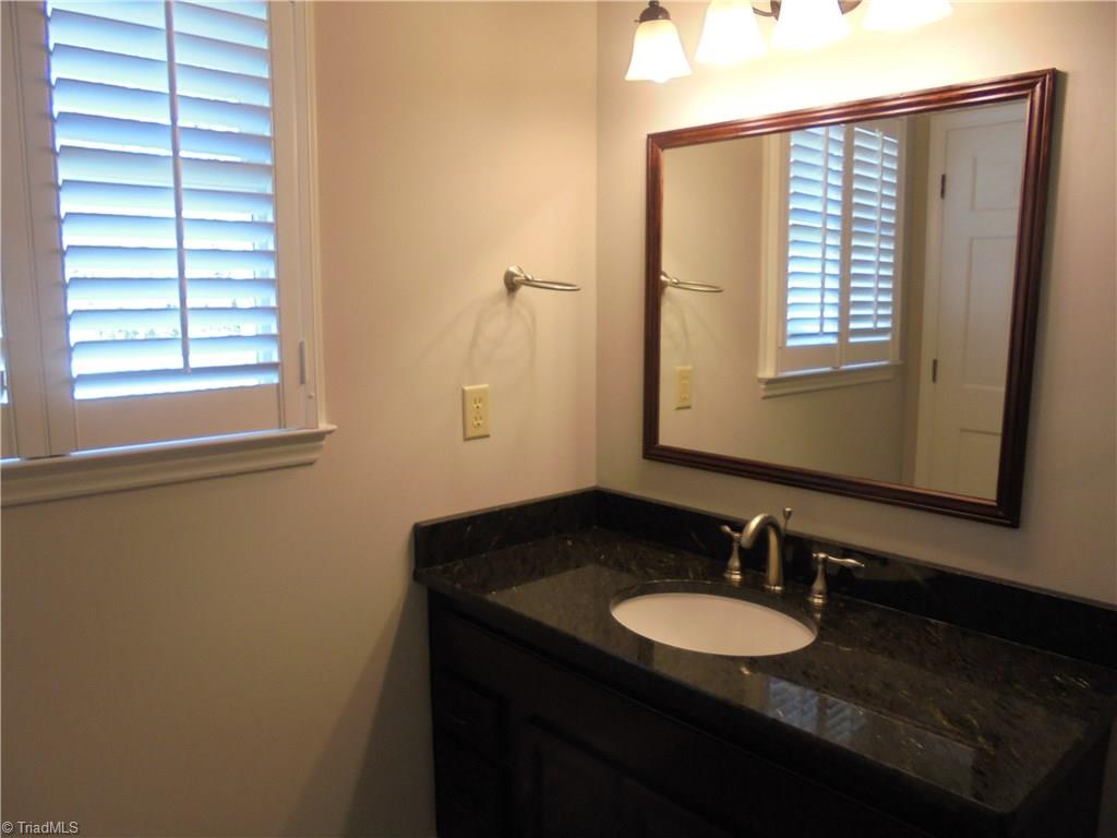 723 Guilford Road Jamestown, NC 27282 - Photo 19 of 30 Gallery Image 19