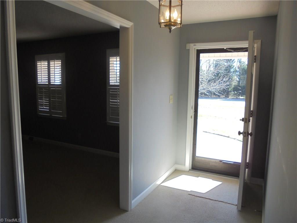 723 Guilford Road Jamestown, NC 27282 - Photo 3 of 30 Gallery Image 3