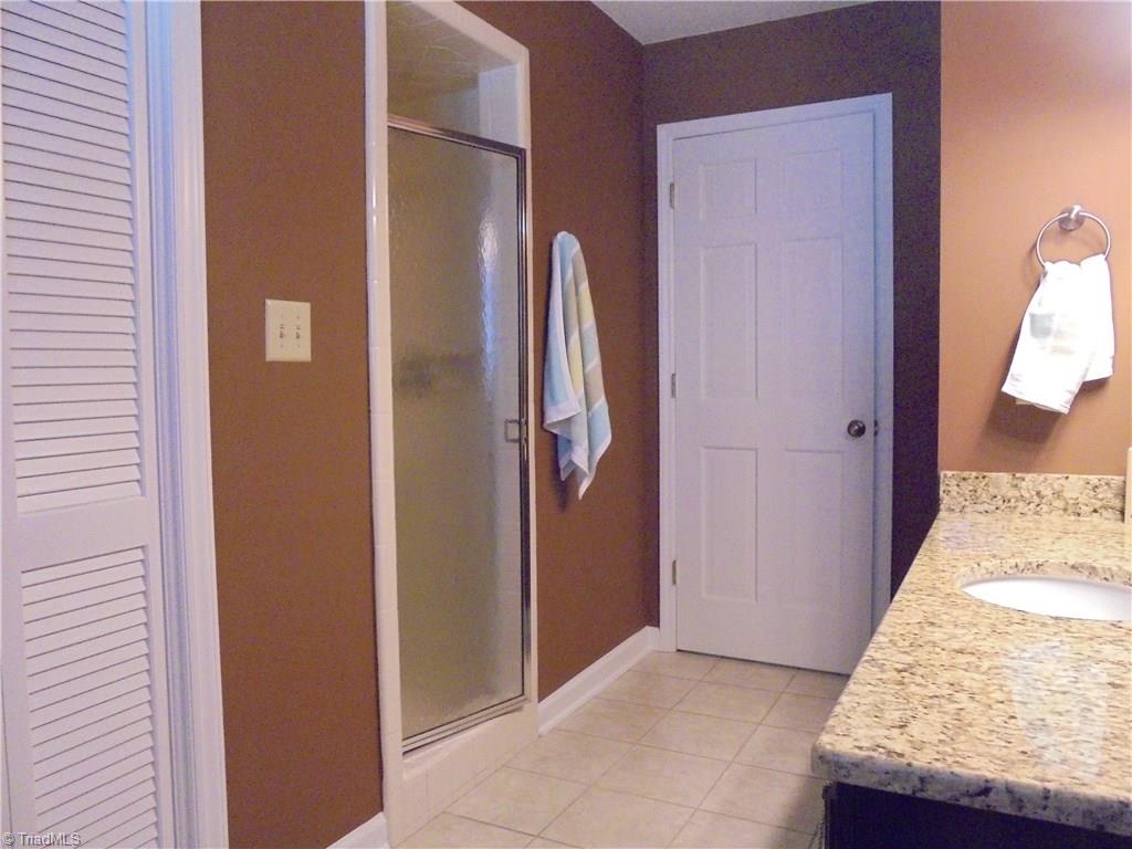 723 Guilford Road Jamestown, NC 27282 - Photo 24 of 30 Gallery Image 24