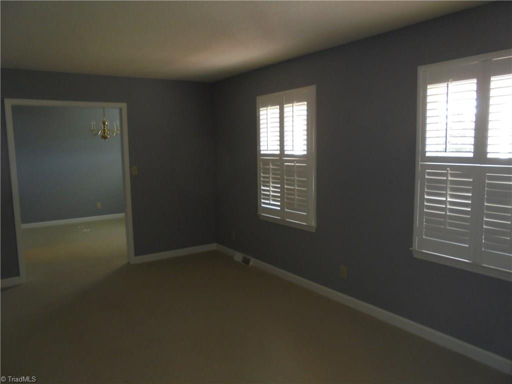 723 Guilford Road Jamestown, NC 27282 - Photo 5 of 30 Gallery Image 5