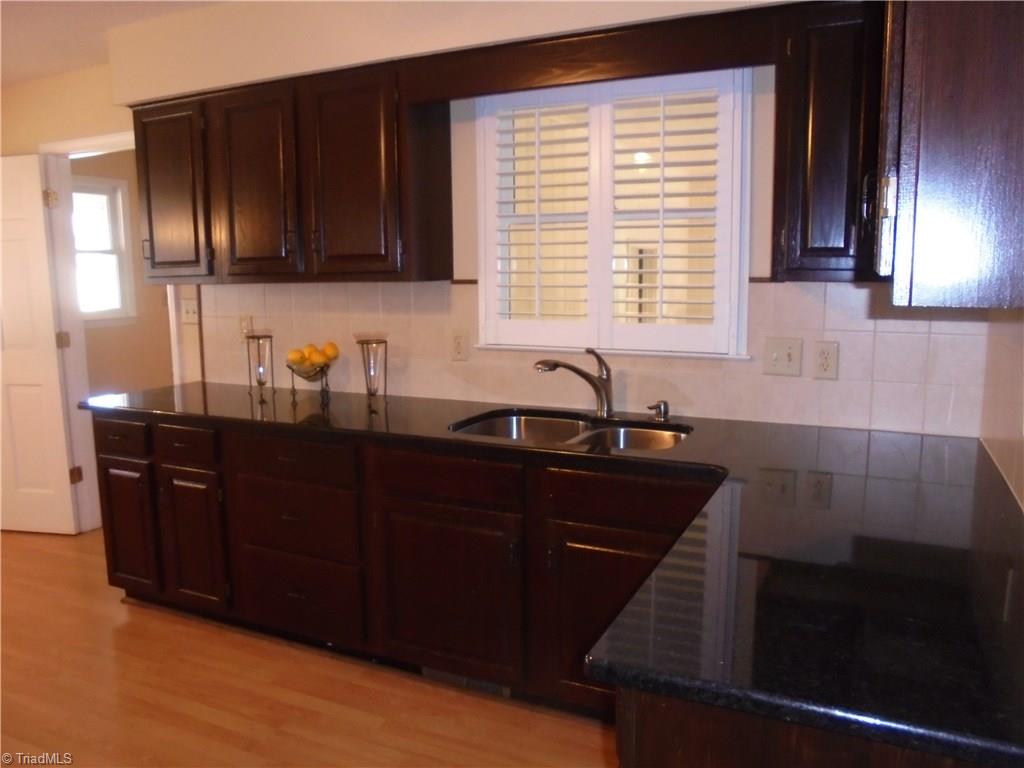 723 Guilford Road Jamestown, NC 27282 - Photo 8 of 30 Gallery Image 8