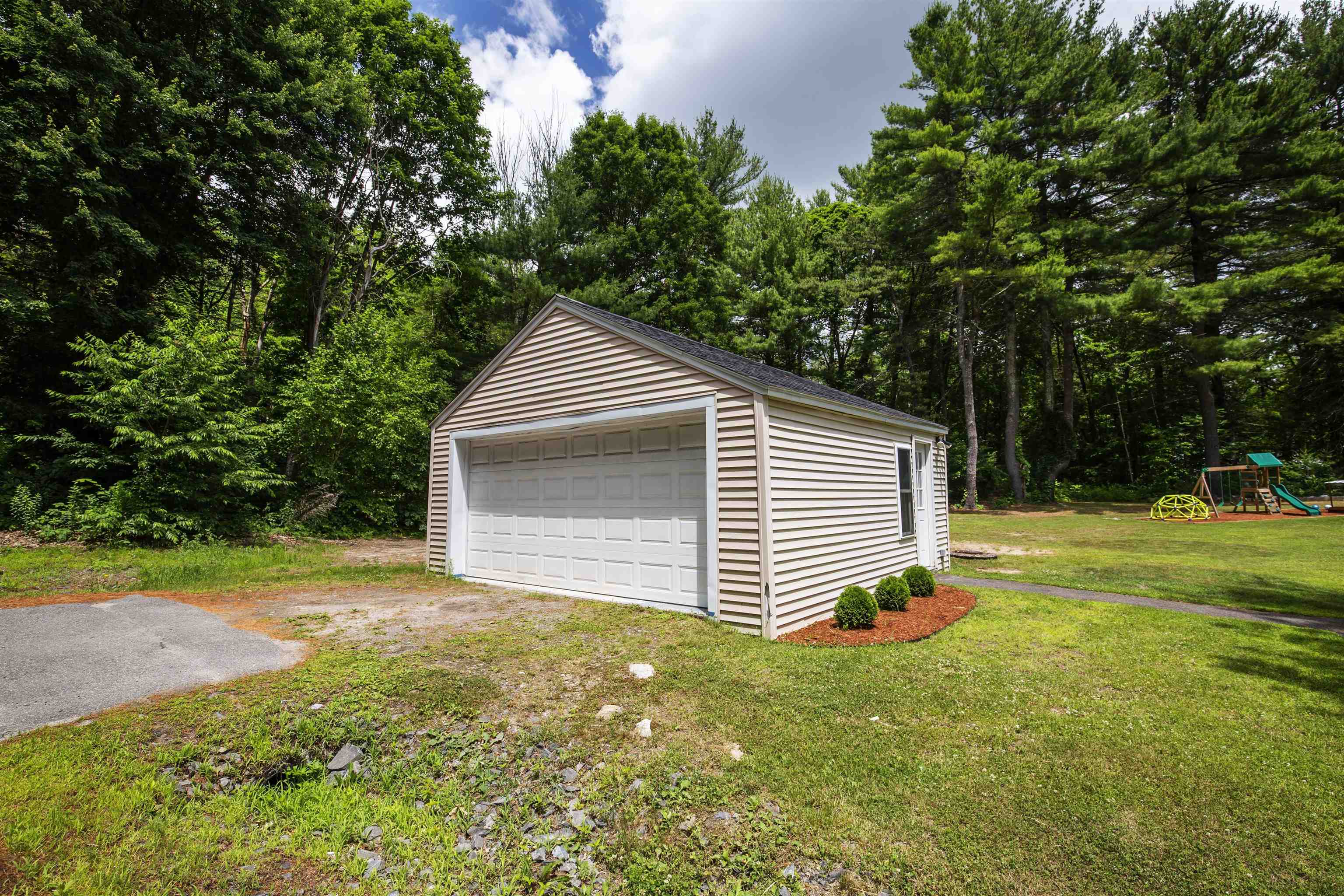 302 High Range Road Londonderry, NH 03053 - Photo 28 of 31