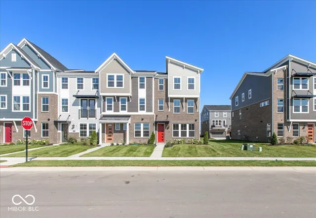 $368,990 | 7333 Bayview Run, McCordsville, IN 46055