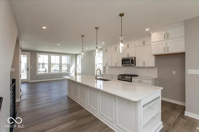 $368,990 | 7333 Bayview Run, McCordsville, IN 46055