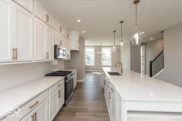 $368,990 | 7333 Bayview Run, McCordsville, IN 46055