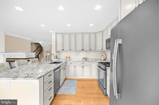 $735,000 | 5129 Donovan Drive, Alexandria, VA 22304