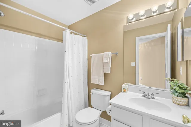 $735,000 | 5129 Donovan Drive, Alexandria, VA 22304