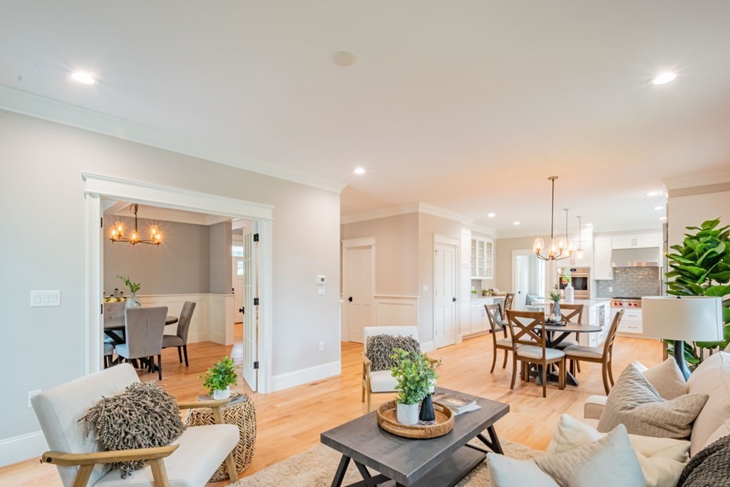 18 Pine Knoll Road Lexington, MA 02420 - Photo 12 of 42 a living room with furniture and wooden floor