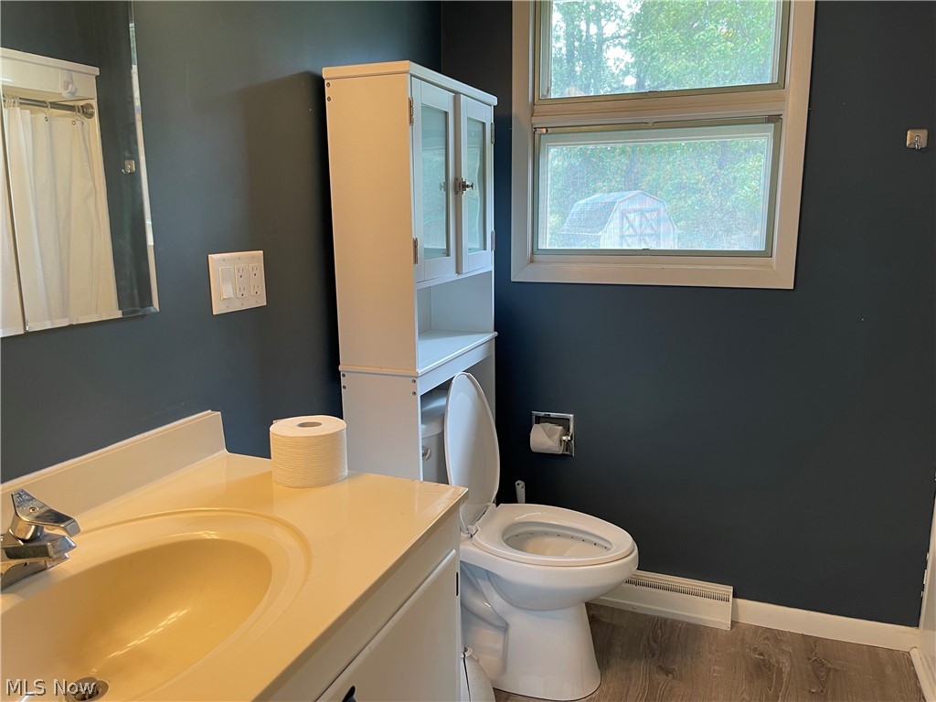 8010 Barnes Road Vermilion, OH 44089 - Photo 14 of 25 Bathroom
