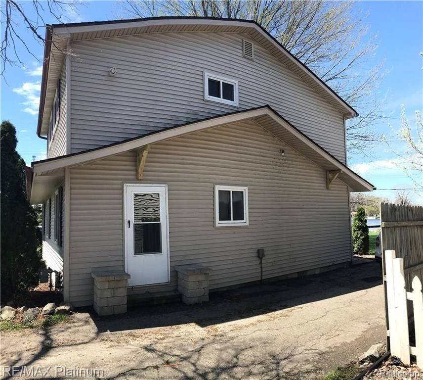 1846 South Hughes Road Brighton, MI 48114 - Photo 24 of 33