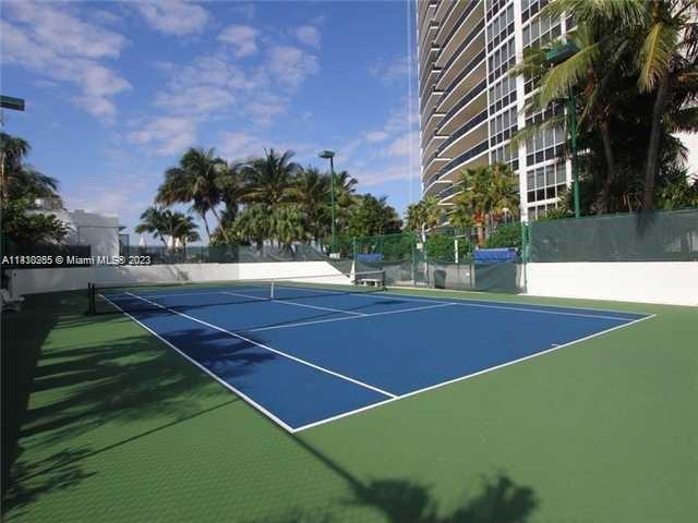 400 Alton Road, Unit 3403 Miami Beach, FL 33139 - Photo 32 of 34 a view of yard with basketball court