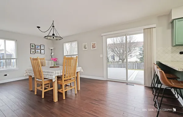 $3,250 | 2764 Olympic Court, Aurora, IL 60503