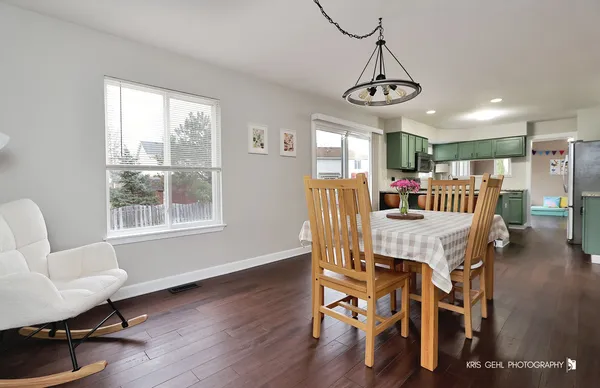 $3,250 | 2764 Olympic Court, Aurora, IL 60503