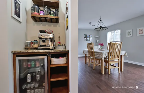 $3,250 | 2764 Olympic Court, Aurora, IL 60503