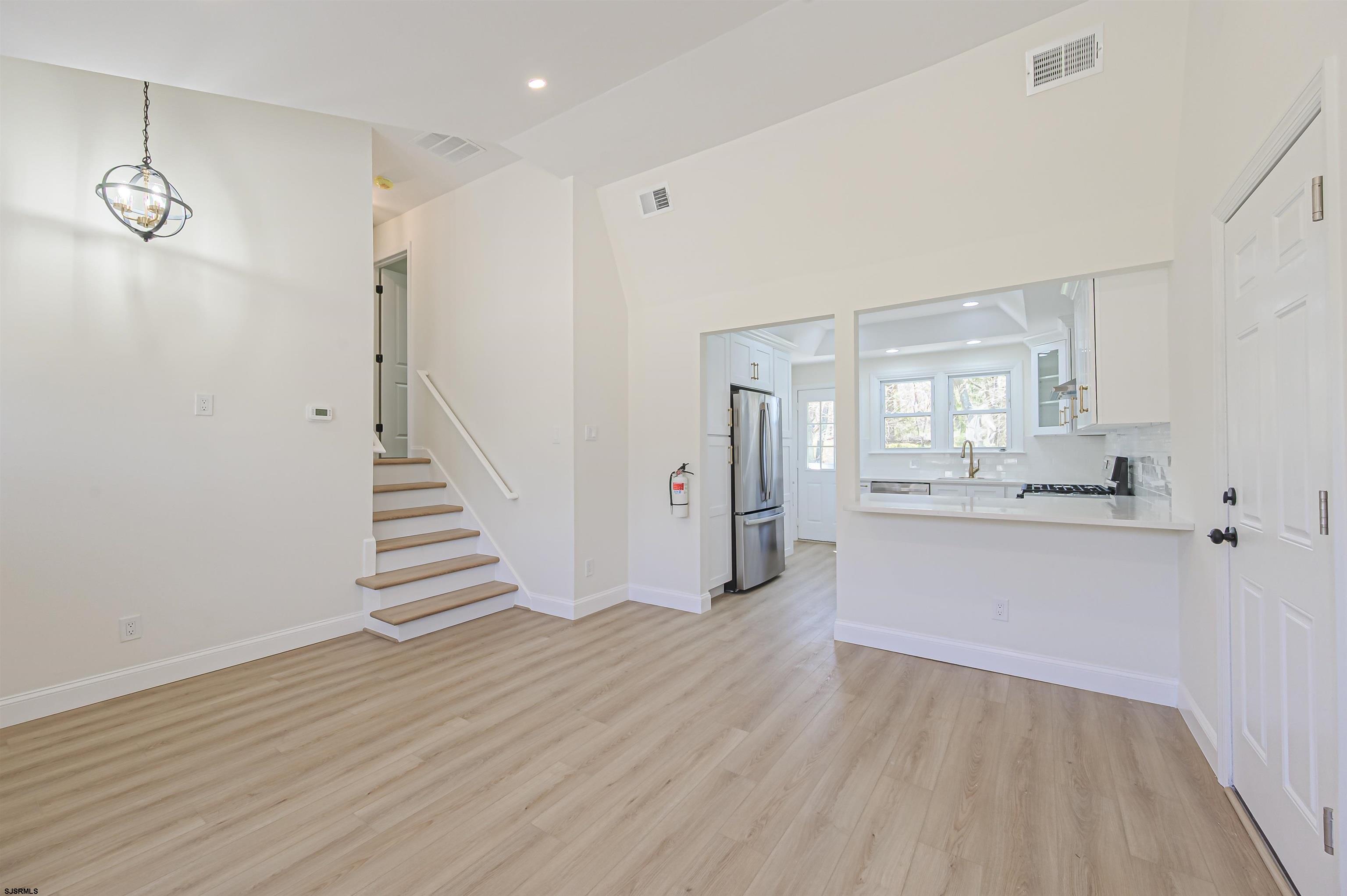 217 South Pitney Road Galloway Township, NJ 08205 - Photo 6 of 40