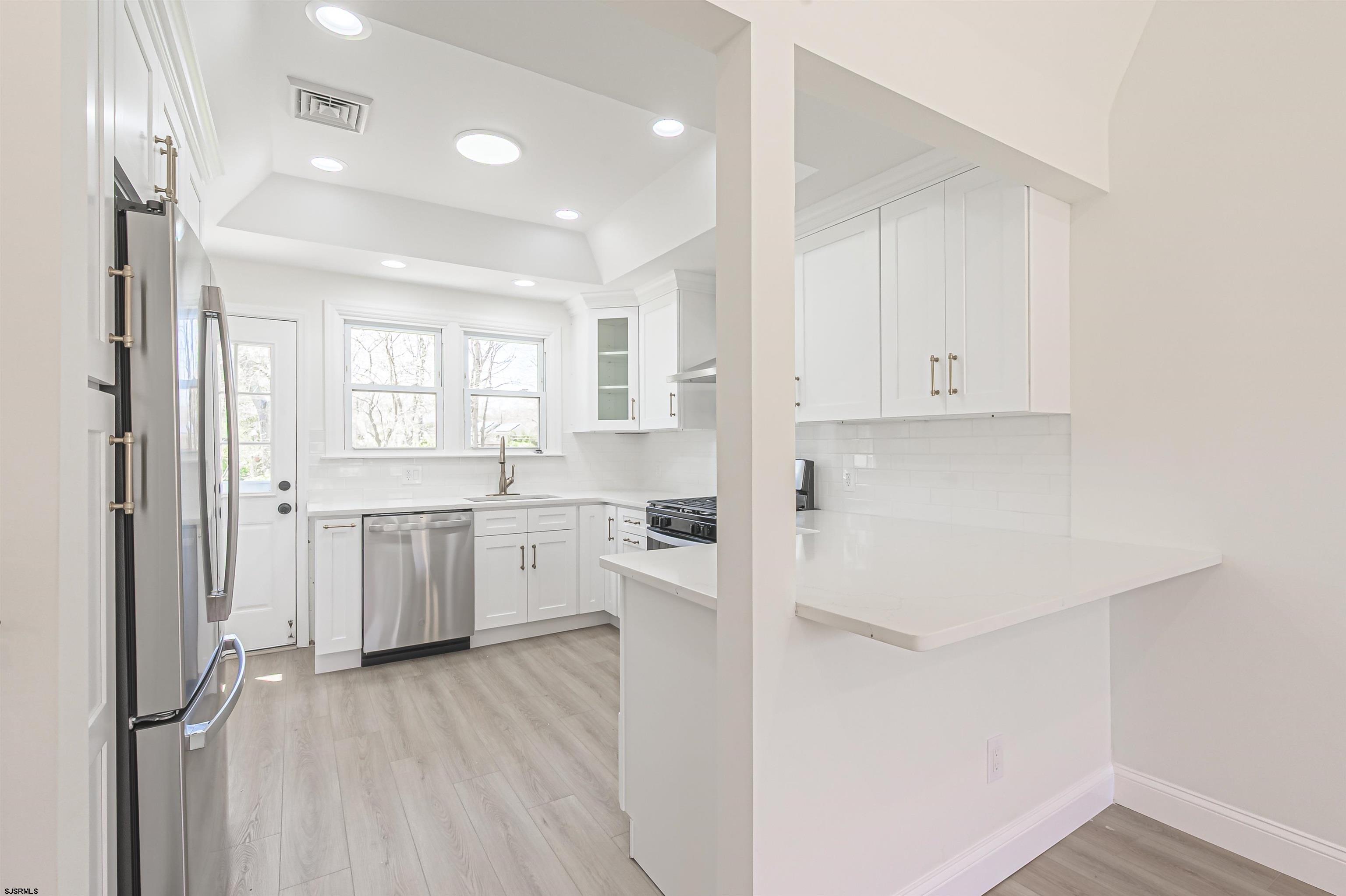 217 South Pitney Road Galloway Township, NJ 08205 - Photo 9 of 40