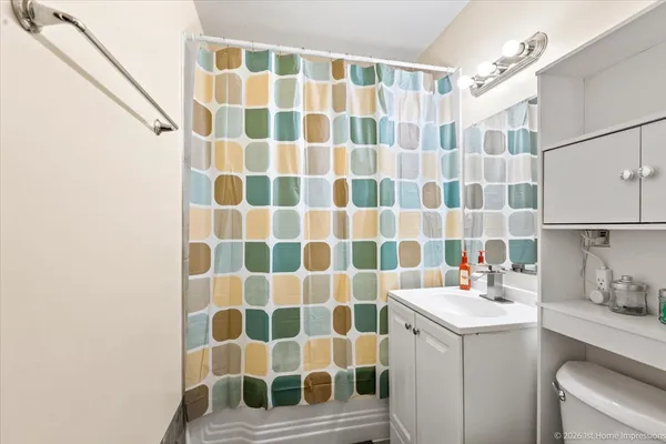 $175,000 | 288 West 17th Street, Chicago Heights, IL 60411