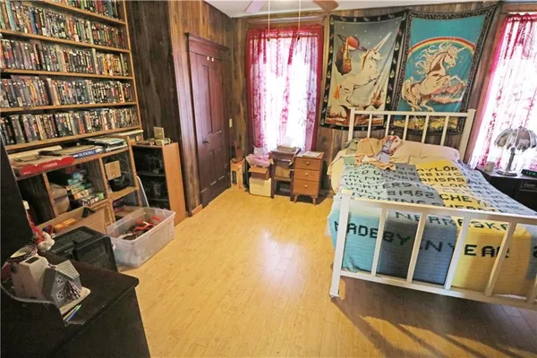 $249,900 | 103 West 3rd Street, Garden City, MO 64747