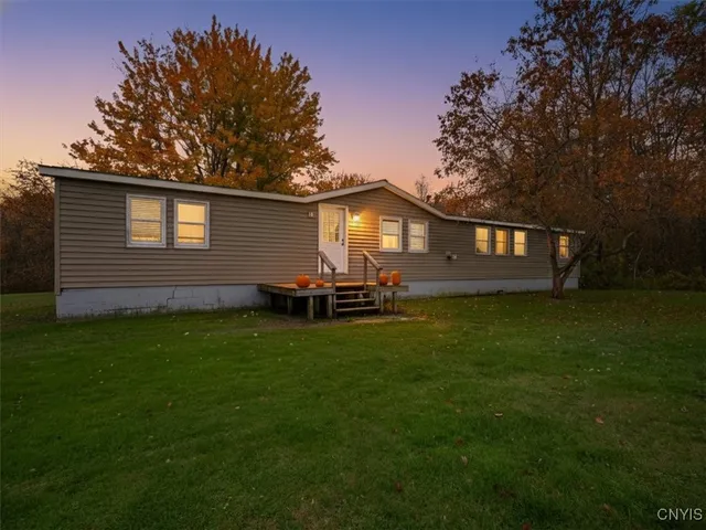 $199,900 | 17 Factory Street, Constantia, NY 13042