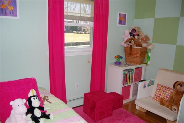 49 Dix Rd Extension Woburn, MA 01801 - Photo 10 of 19 a living room with furniture and a window