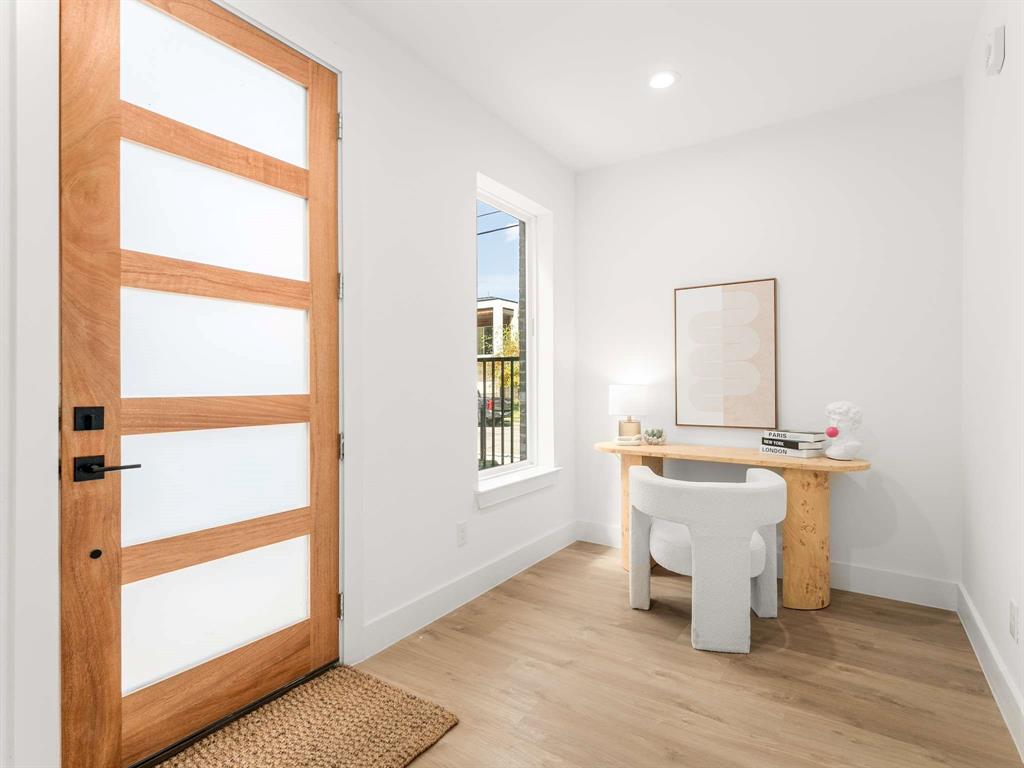 2015 North Prairie Avenue, Unit 202 Dallas, TX 75204 - Photo 3 of 40