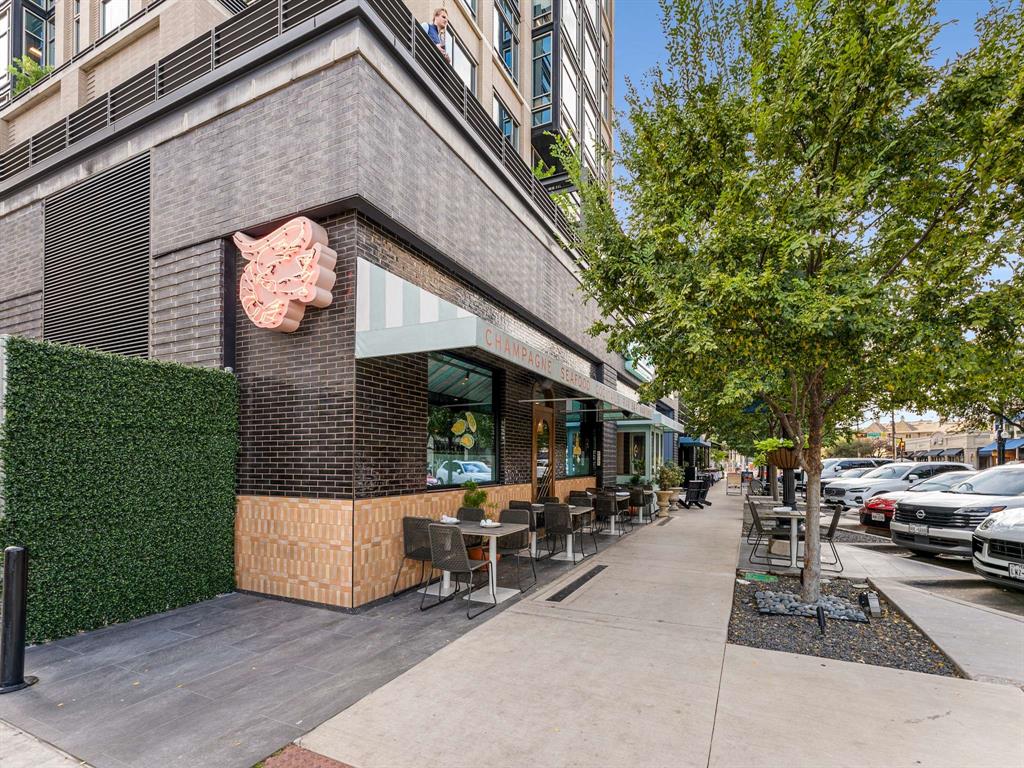 2015 North Prairie Avenue, Unit 202 Dallas, TX 75204 - Photo 40 of 40