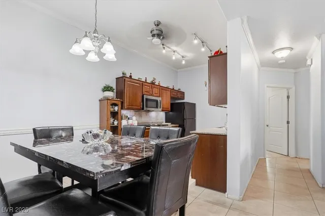 $300,000 | 8985 South Durango Drive, Unit 1082, Las Vegas, NV 89113