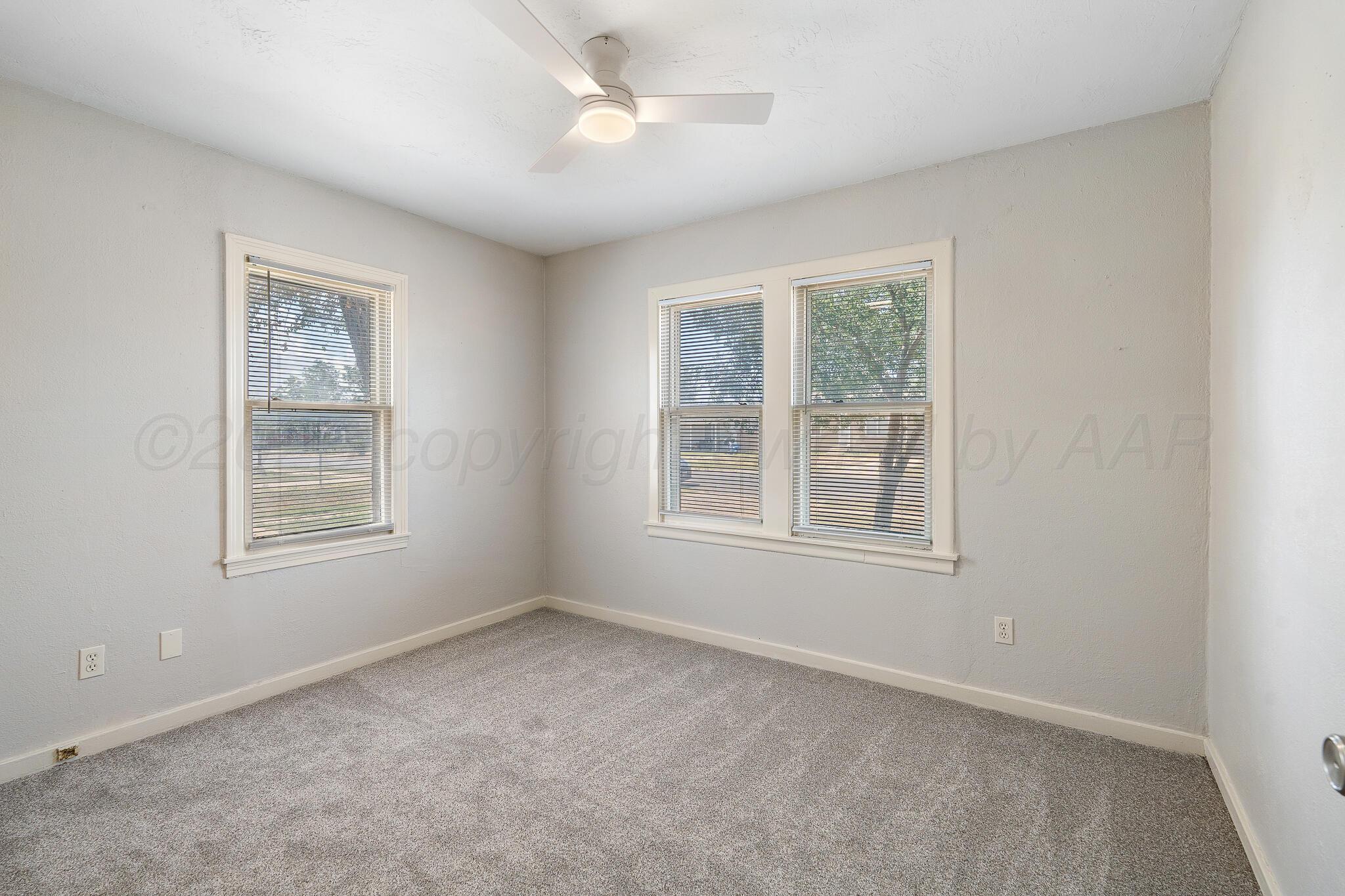 4123 South Hayden Street Amarillo, TX 79110 - Photo 11 of 15 4123 S Hayden -08