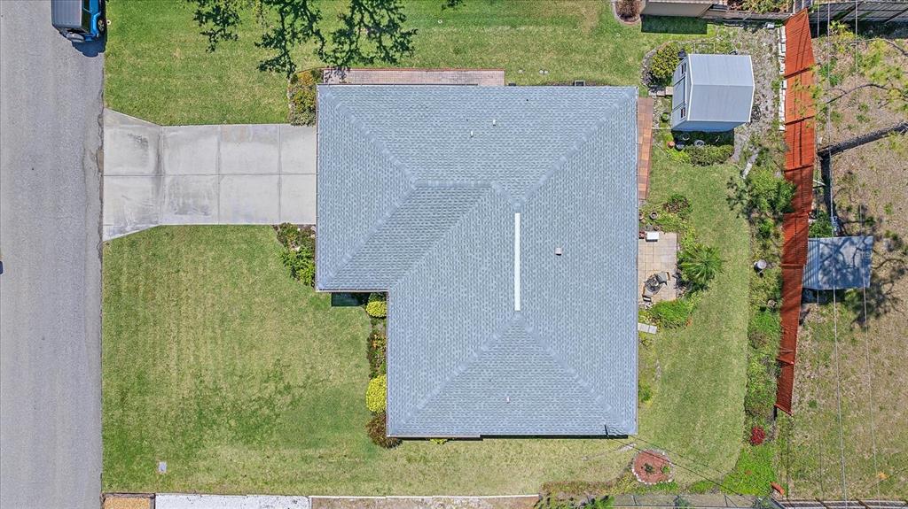 880 Horizon Road Venice, FL 34293 - Photo 9 of 39 beautiful new roof