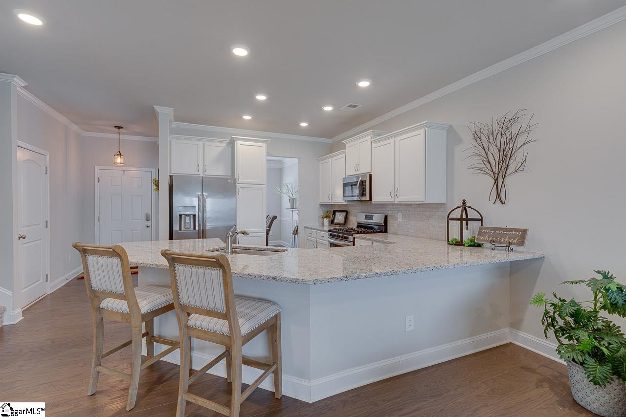 100 Coosa Lane Anderson, SC 29621 - Photo 8 of 36 Gallery Image 8