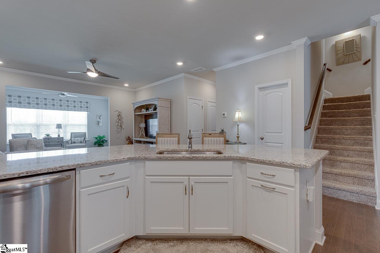 100 Coosa Lane Anderson, SC 29621 - Photo 9 of 36 Gallery Image 9