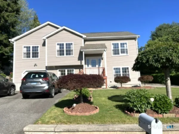 $385,000 | 2 Coolidge Street, Norwich, CT 06360