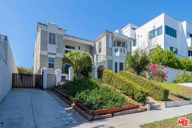$2,099,000 | 865 South Lucerne Boulevard, Los Angeles, CA 90005