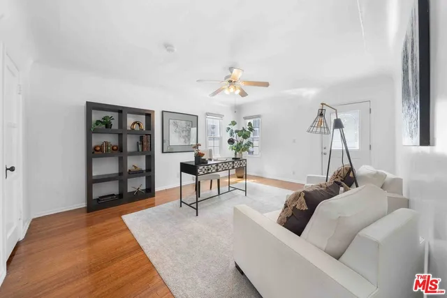 $2,099,000 | 865 South Lucerne Boulevard, Los Angeles, CA 90005