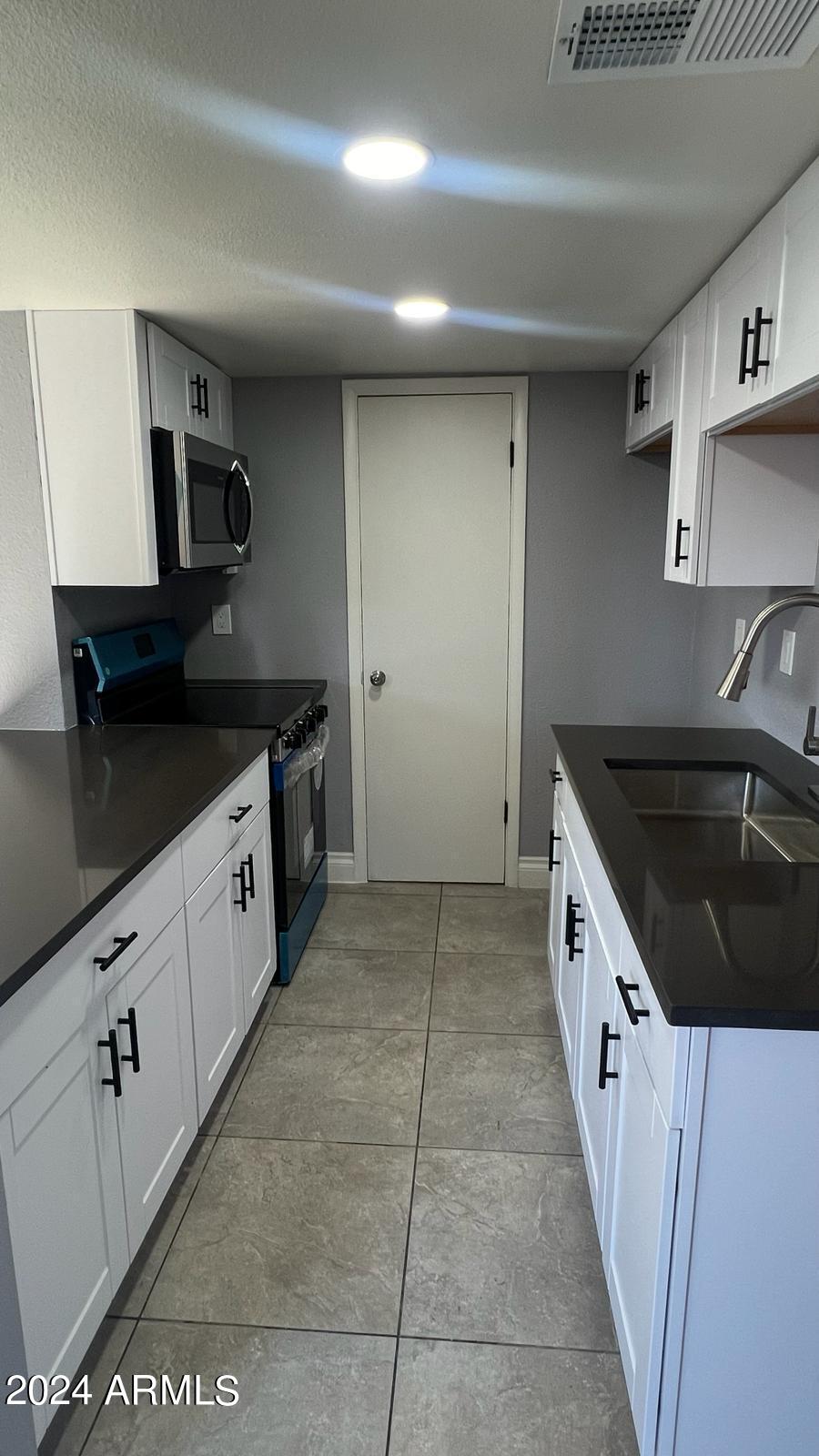 4037 West Palomino Road Phoenix, AZ 85019 - Photo 2 of 5 IMG-20240410-WA0104