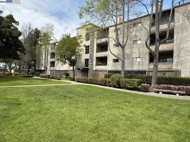 $2,700 | 25850 Kay Avenue, Hayward, CA 94545