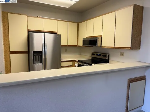 $2,700 | 25850 Kay Avenue, Hayward, CA 94545