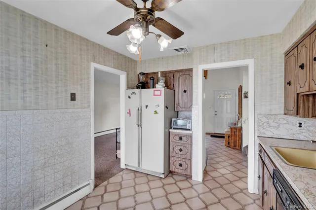 $549,990 | 213 West 24th Street, Deer Park, NY 11729