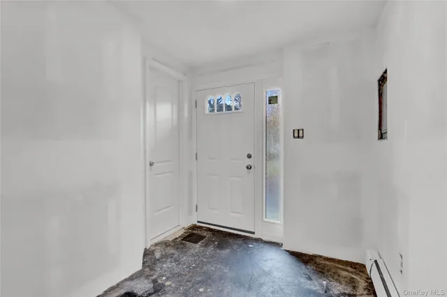 $549,990 | 213 West 24th Street, Deer Park, NY 11729