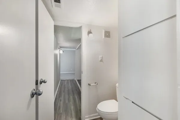 $734 | 11715 South Glen Drive, Unit 8212, Houston, TX 77099