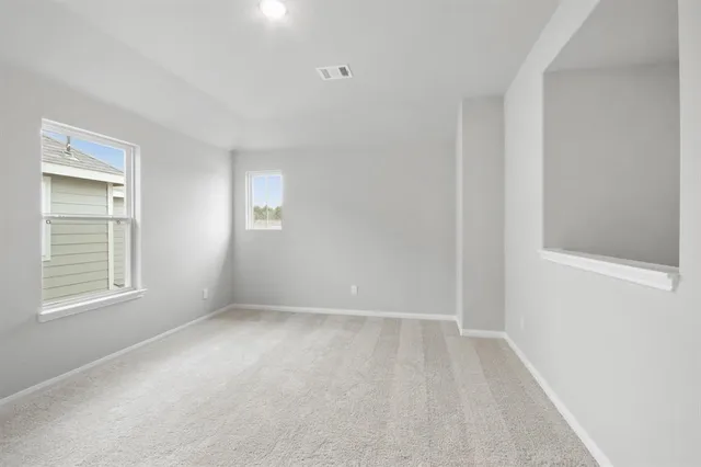 $2,100 | 1421 Mount Bassie Trail, Conroe, TX 77301