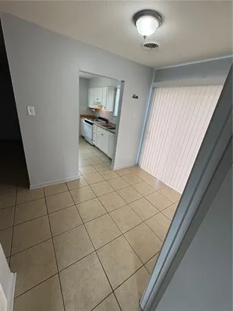 $900 | 2813 Bryant Drive, Unit A, Metairie, LA 70003