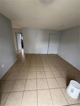 $900 | 2813 Bryant Drive, Unit A, Metairie, LA 70003