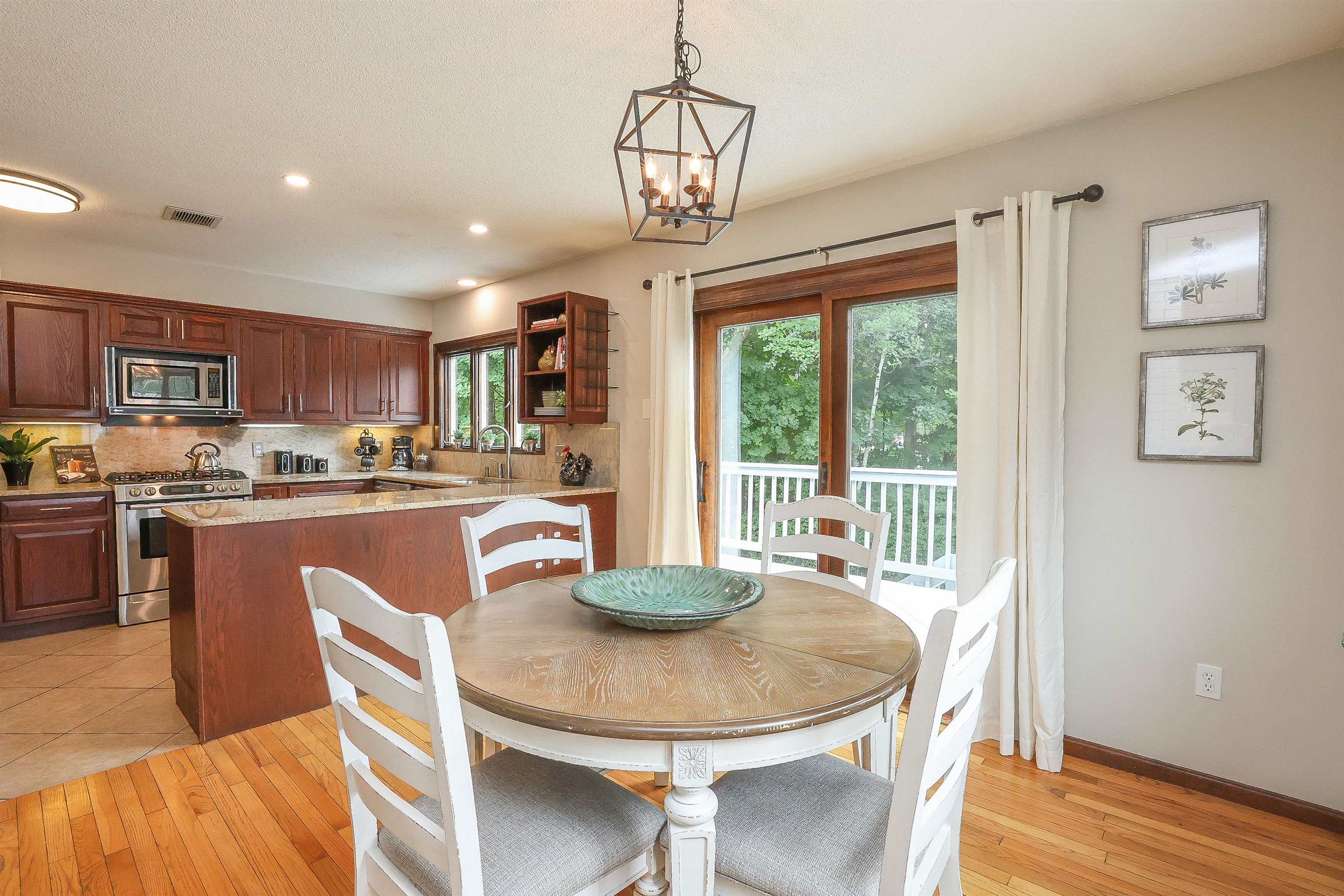 1327 Beech Street Manchester, NH 03104 - Photo 13 of 58