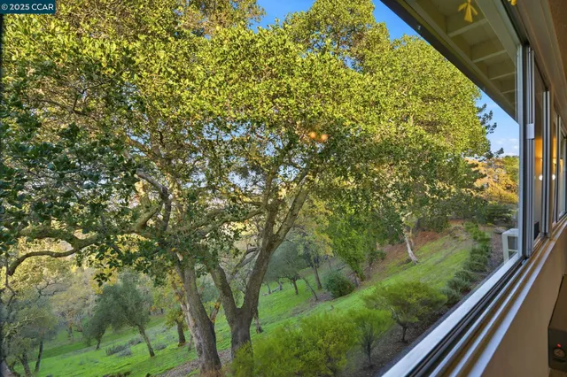 $675,000 | 3120 Ptarmigan Drive, Unit 3, Walnut Creek, CA 94595