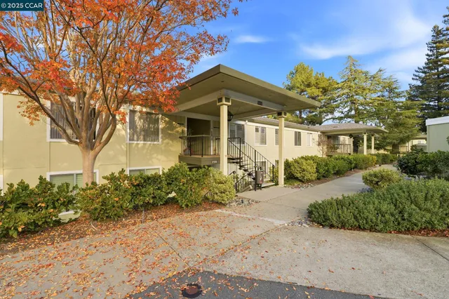 $675,000 | 3120 Ptarmigan Drive, Unit 3, Walnut Creek, CA 94595