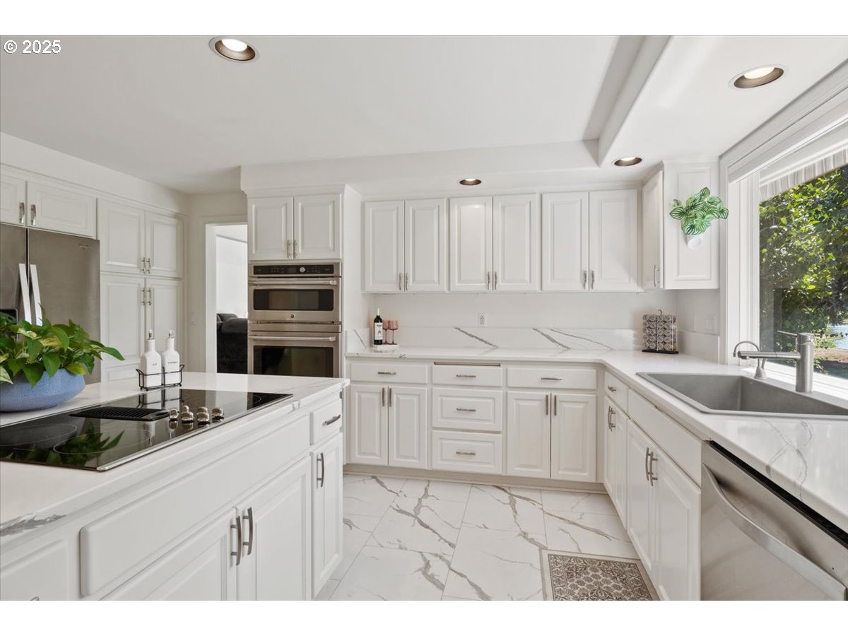 6359 Crampton Drive Keizer, OR 97303 - Photo 30 of 48