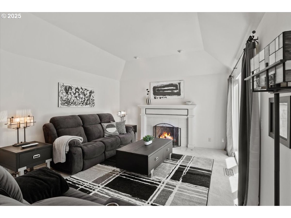 6359 Crampton Drive Keizer, OR 97303 - Photo 5 of 48